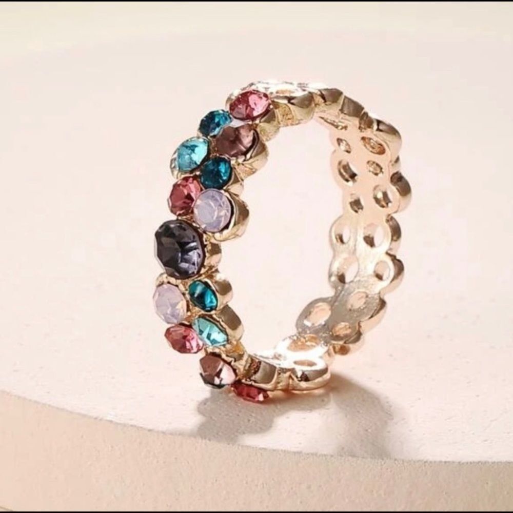 HOST PICK Moda Clothing Rhinestone Multi Ring Sz 7.5 - Picture 2 of 3